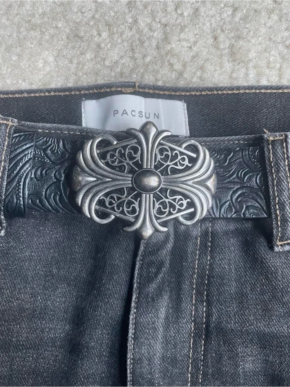 Y2K/vintage chrome hearts style belt with floral design